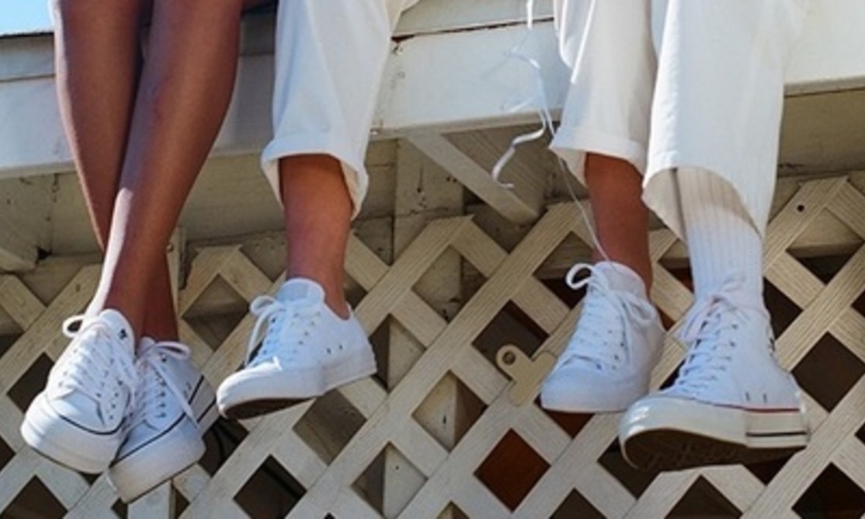 Banner converse  2   1 