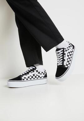 Zapatilla Vans Sk8-Low en Negro Blanco