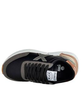 Zapatilla Munich Versus 59 en Negro para Mujer
