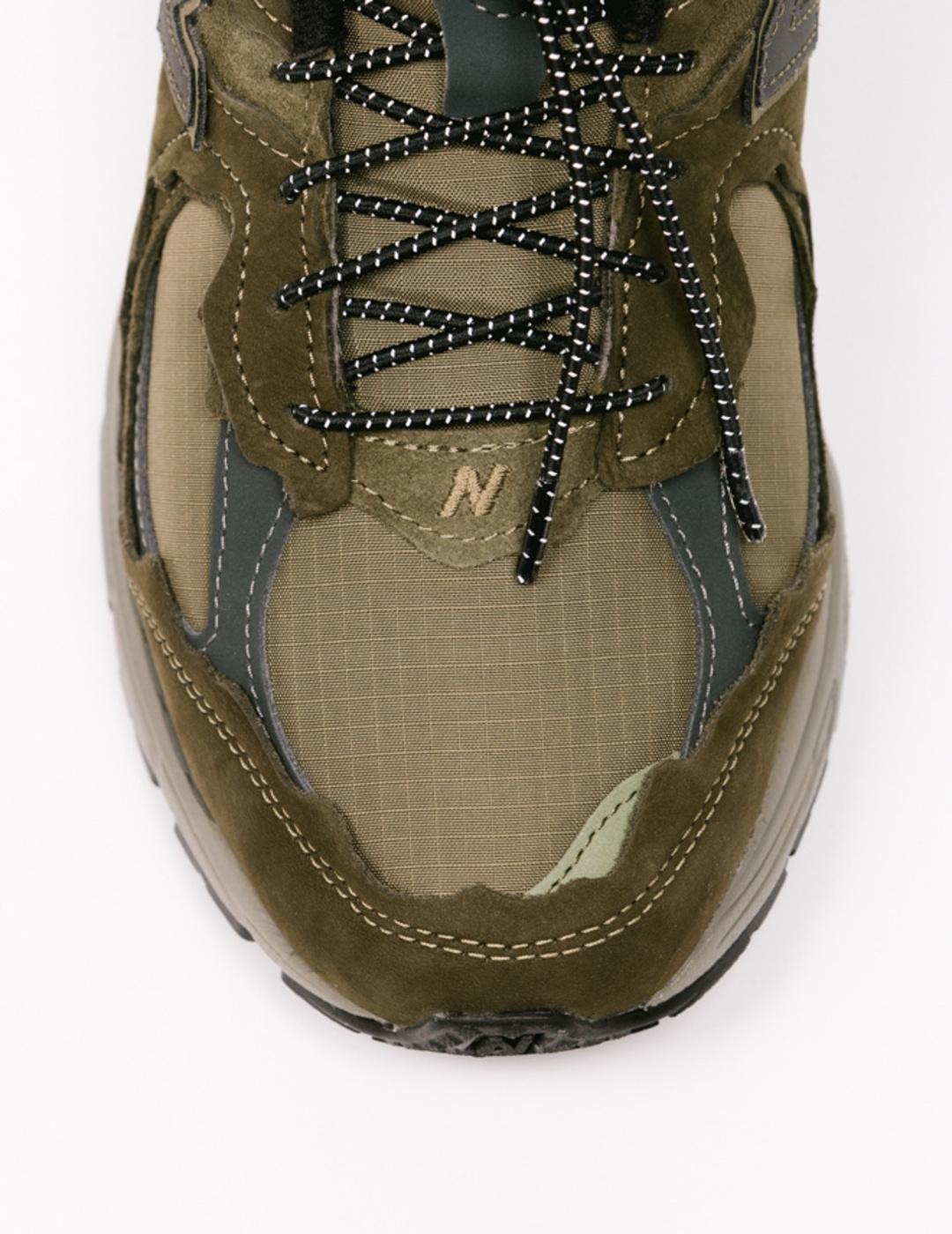 Zapatillas New Balance 2002RDN en Verde para Hombre