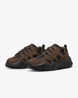 Zapatilla Nike Tech Hera en Marrón para Hombre