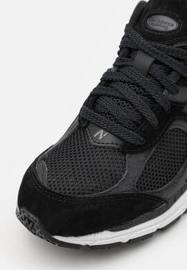 Zapatilla New Balance 2002RBK en Negro para Hombre
