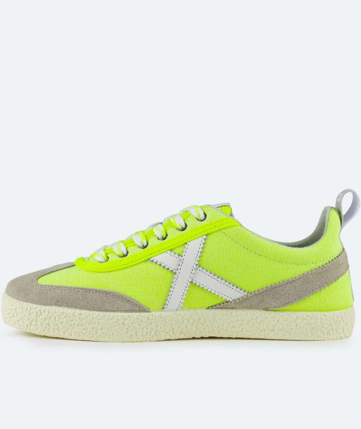 Zapatilla Munich Volata 92 en Fluor para Mujer
