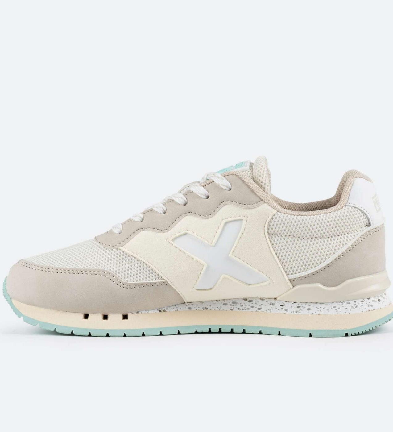 Zapatilla Munich Dash Wmn 246 en Beige para Mujer