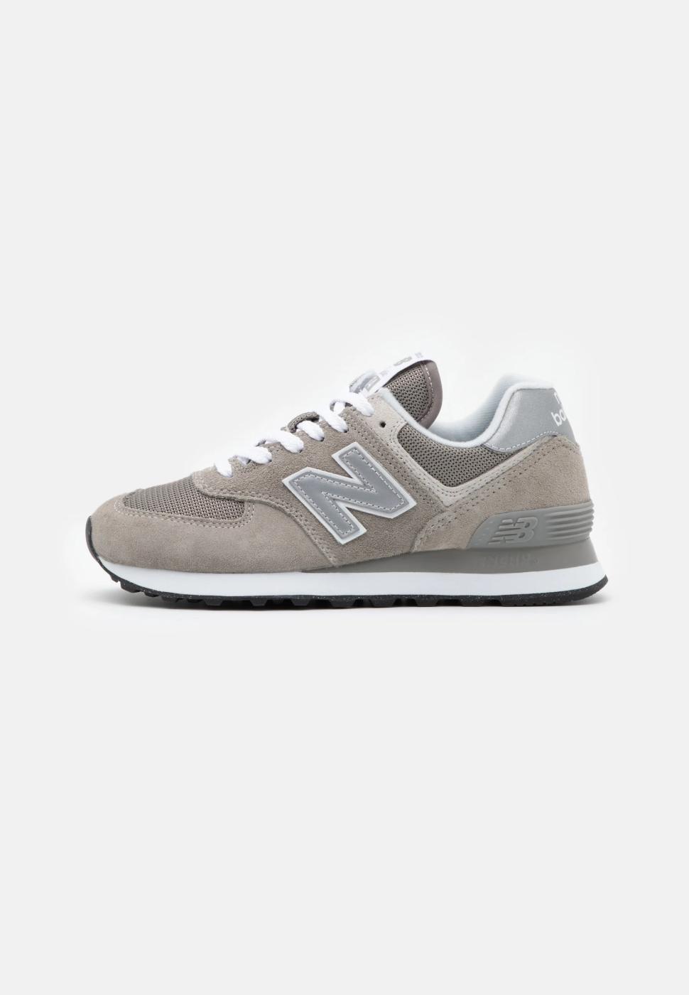 Zapatilla New Balance 574EVG en Gris para Hombre
