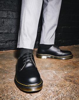 Dr. Martens Black Smooth Shoes 1461