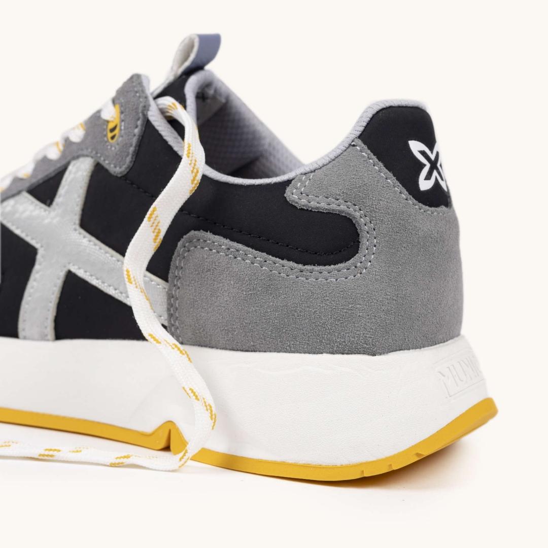 Zapatillas Munich Mamba 10 en Gris para Mujer